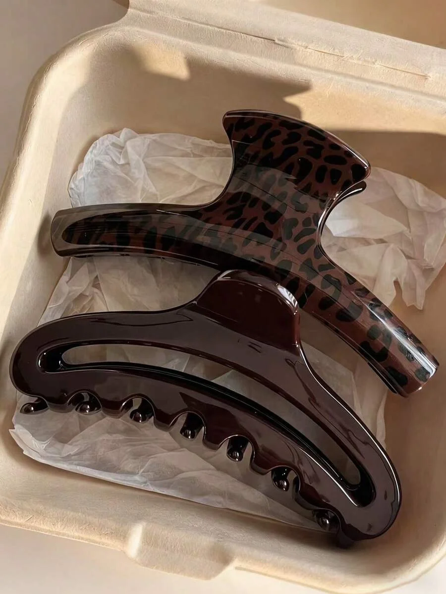 

2pcs 4.41in/11.2cm Glossy Brown Leopard Print Elegant Plastic Hair Clips, Versatile Fashion Accessories Suitable For Daily Wear,