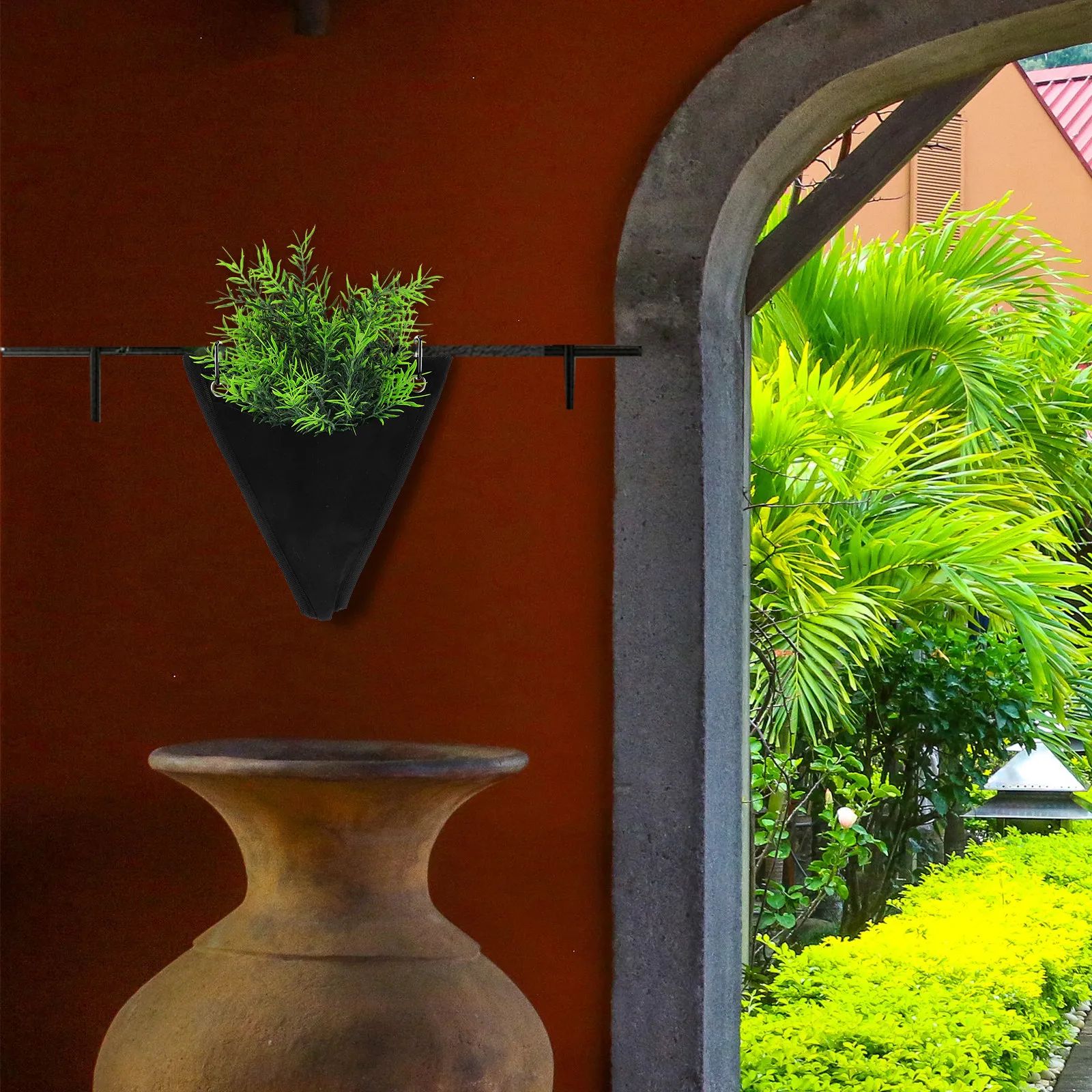 Triangular Wall-Mounted Hangin - đánh giá và giá Vertical Planter