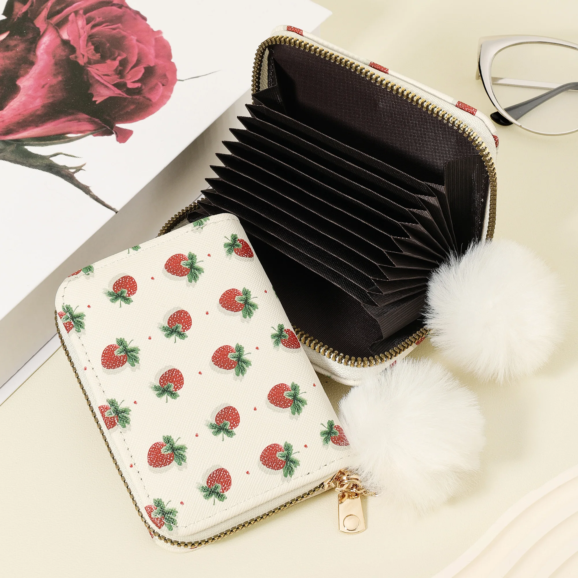 Fashionable strawberry printed high-quality credit card storage bag, easy to carry, multi slot coin wallet zipper, With a Pom-po