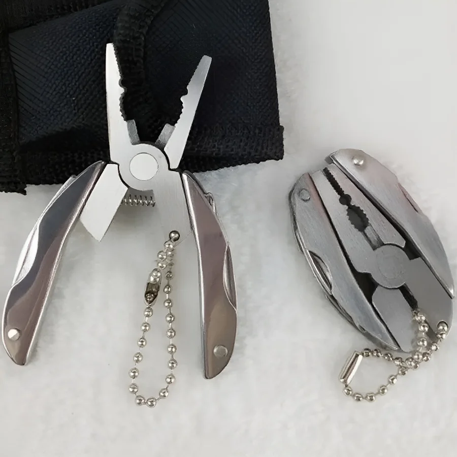 

Portable Stainless Steel Multi-Tool Pliers Multi-Purpose Combined Tool for Outdoor Camping, Camping Accessories