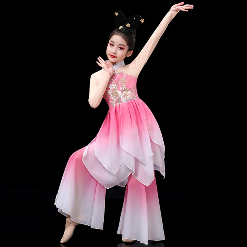 Klasyczne stroje narodowe Yangko, odzież sceniczna, dziewczęce, dziecięce, starożytne ludowe, wachlarze, parasole, taniec na placu, na scenę.