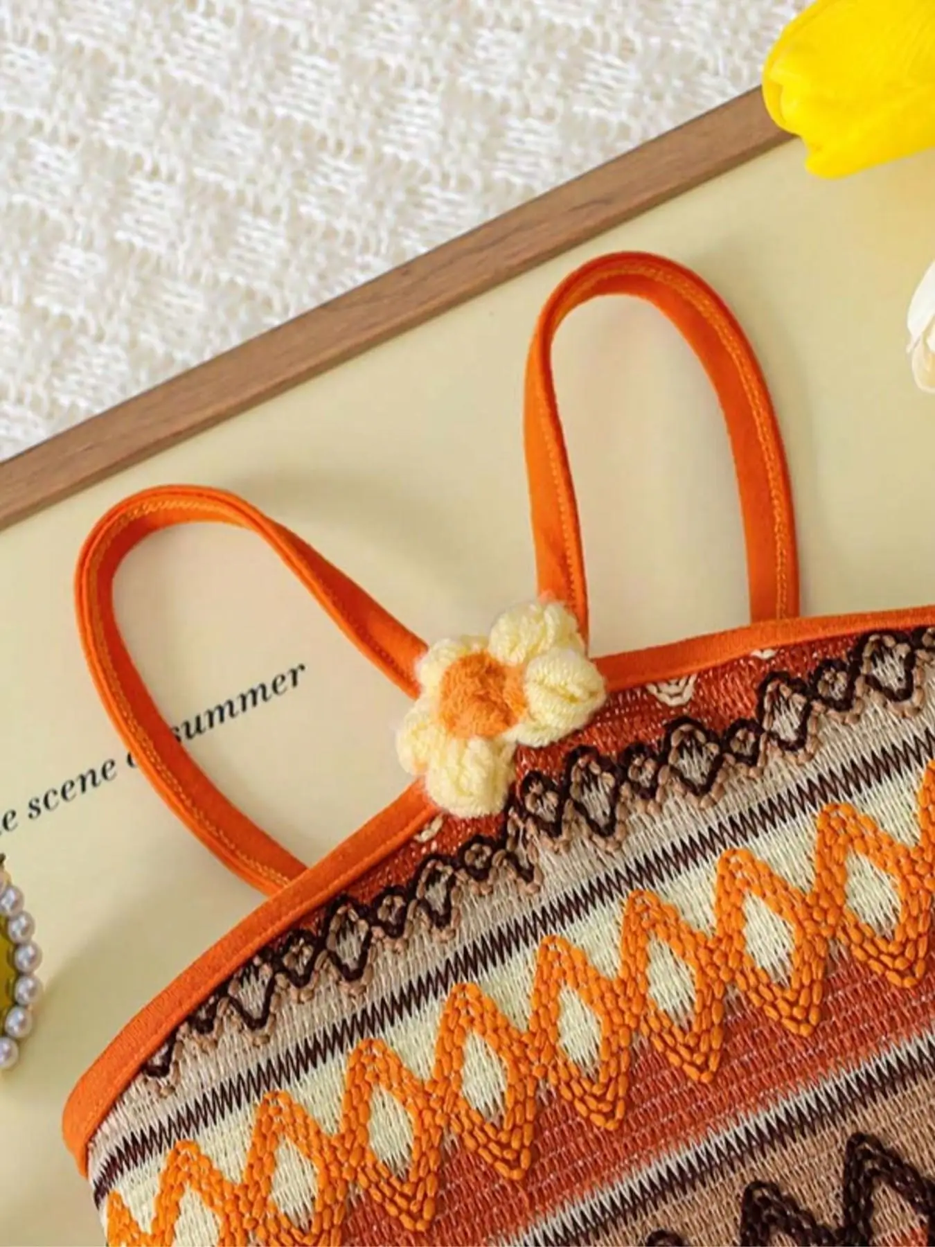 Böhmisches Kleid für kleine Mädchen mit Spaghettiträgern, gestuftem Rüschensaum, Strickdesign, schmal geschnitten, lässiger Stil, für Kinderpartys und Reisen. – Detail 4