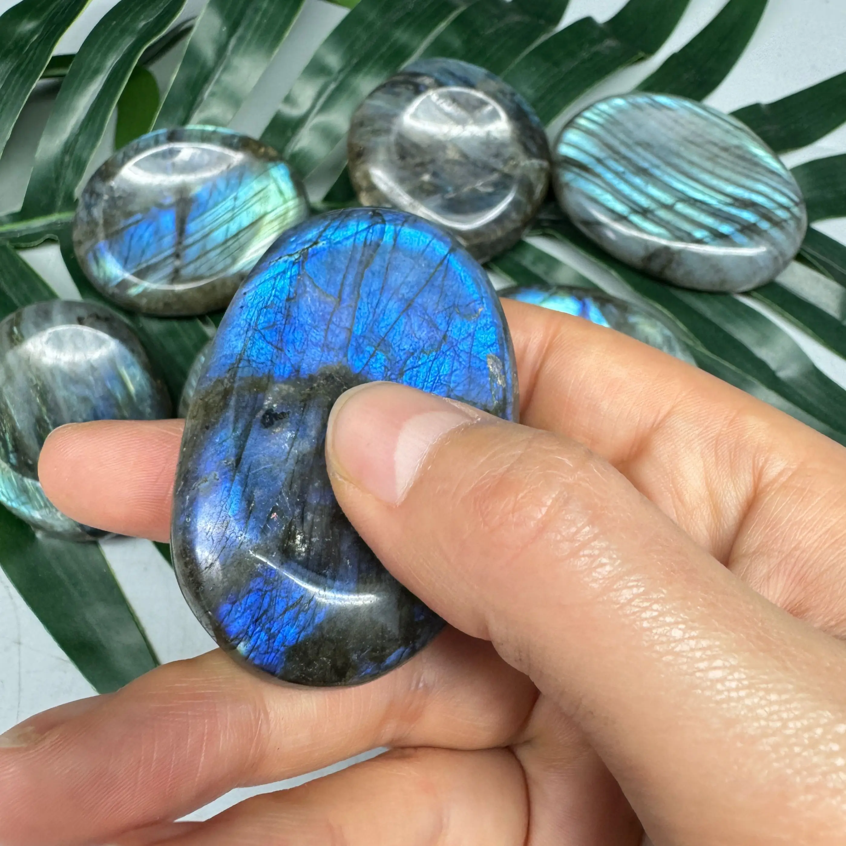 Natural flash labradorite worrystone finger massage stress relief collectible gift first choice