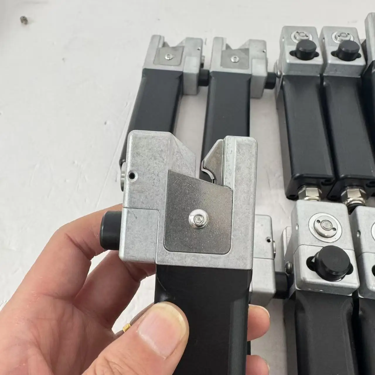 Penyambung Serat Optik Berkualitas Tinggi