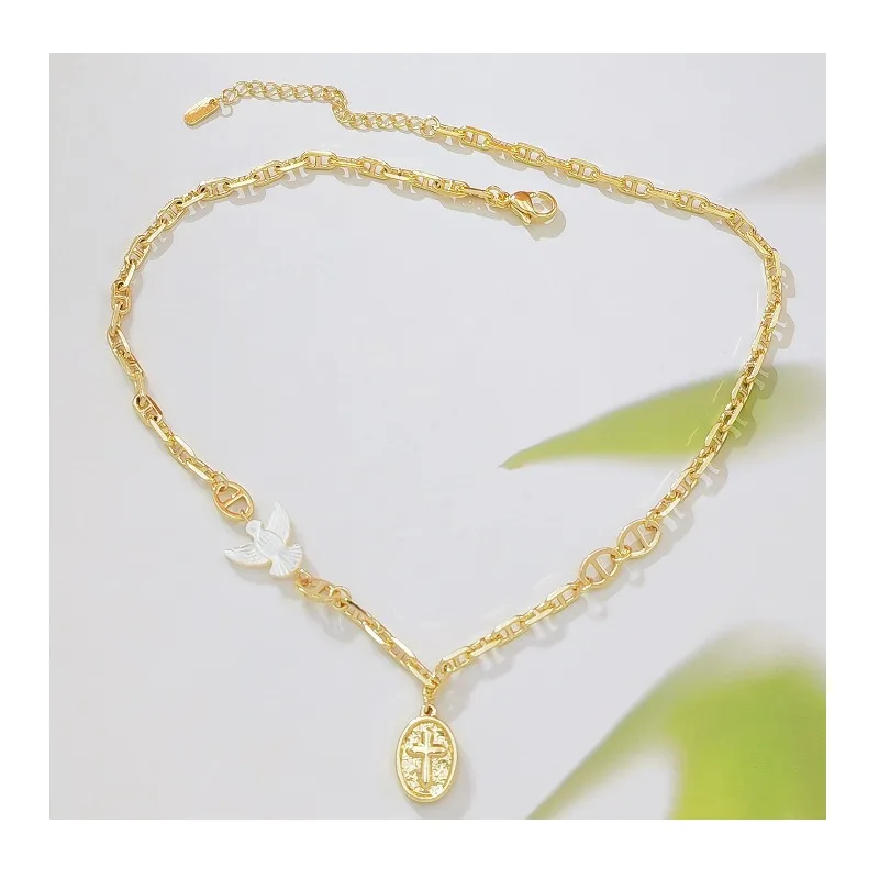 

Peace Dove Fritillary Necklace Retro Cross Round Tag Hang Tag Niche Personality Temperament Collarbone Chain