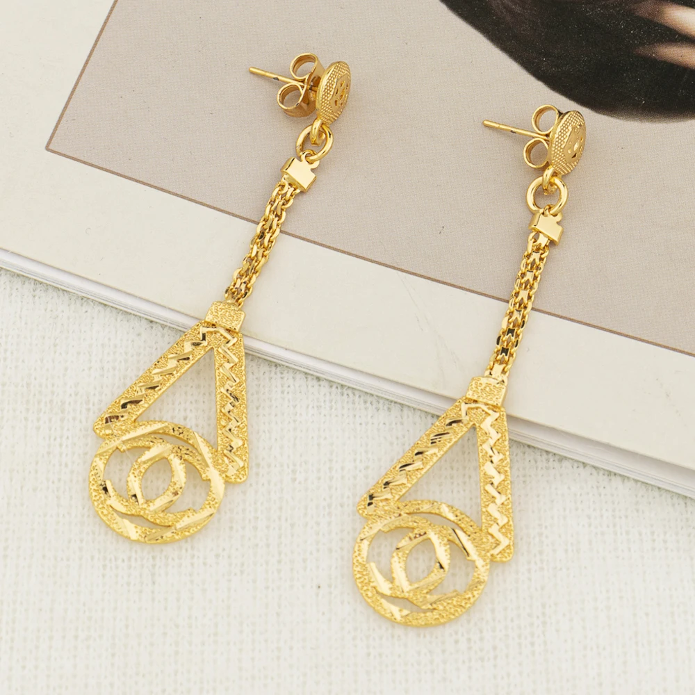 Gold Color Earrings for Women New Arrival 18K Gold Plated Copper Fashion Long Dangle Earrings Charm Wedding Party Jewelry Gift