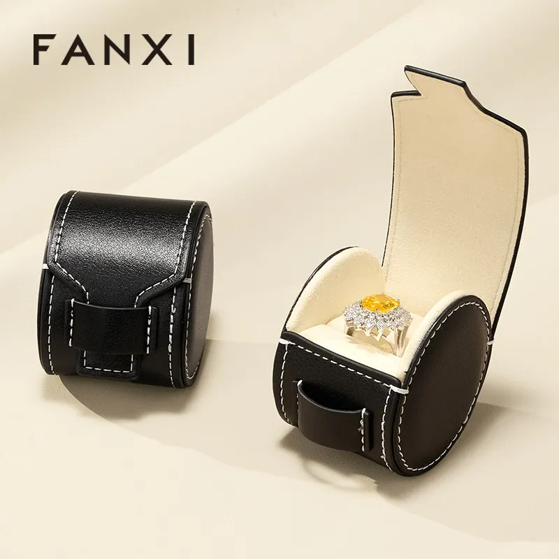 Advanced minimalist ring bag, exquisite and creative PU leather ring, portable travel jewelry storage box