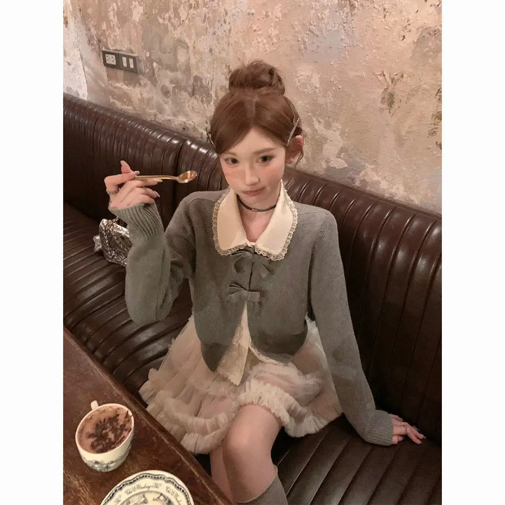 

Women's Lace Top + Grey Bow Knit Sweater + High Waist Skirt 3-Piece Set