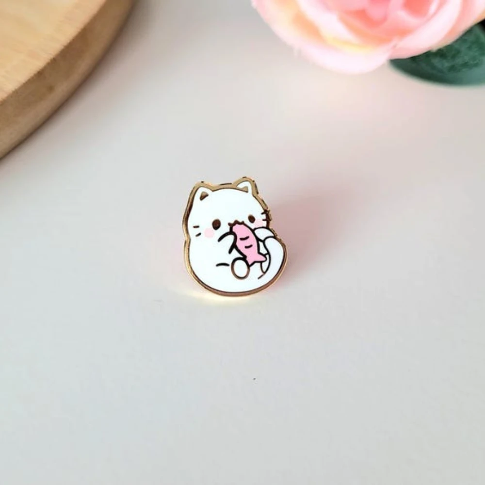 Niedliche kleine Katze Emaille Pins Kawaii Kätzchen Fisch Metall Abzeichen Cartoon Tier Brosche für Schmuck Zubehör Geschenke für Katzenliebhaber – Detail 6