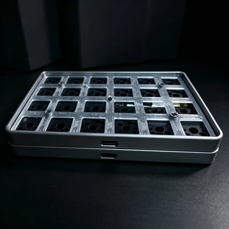 Planck Wireless Split Keyboard Custom Low Profile Choc V1 CNC Case HotSwap Ergonomics Mini Bluetooth Keyboard Dual Mode Keyboard