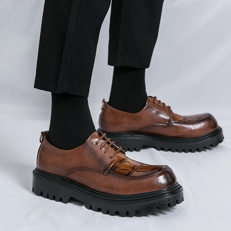 

Мужские туфли-броги в британском стиле, коричневые деловые рабочие туфли в стиле ретро, универсальная износостойкая мужская кожаная повседневная обувь на толстой подошве