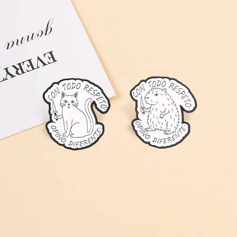 Cute Animal Capybara Cat with Knife Enamel Pins Con todo respeto opino diferente Spanish Quotes Brooch Lapel Badge Jewelry Gifts