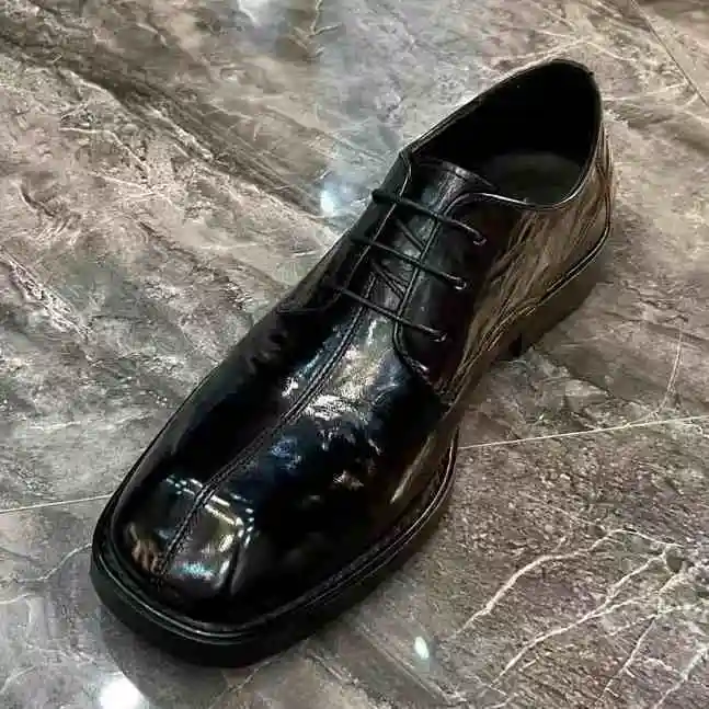 2026 New Exquisite Light Luxury Versatile Handsome Personality High Sense Cool Men's Pure Leather Casual and Comfortable Shoes