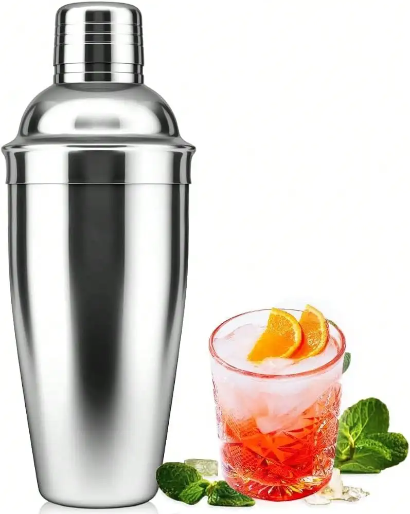 Cocktail Shaker,Drink Mixer With Built-In Strainer For Mixing Drinks Margaritas,Beginner Friendly Mixer Bar Utensil Tool (Sliver-01)