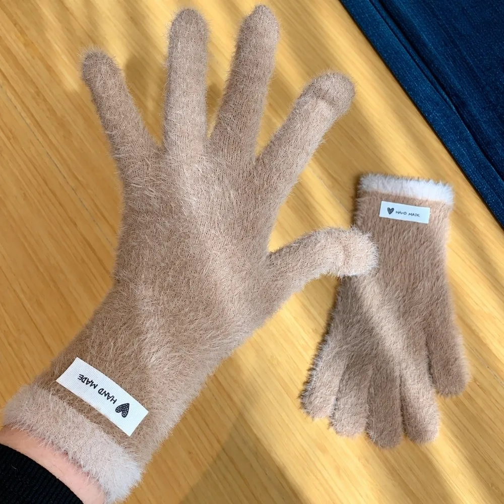 Practical Windproof Fuzzy Knitted Gloves Cold Proof Thermal Thick Touch Screen Gloves Winter Warm Gloves Daily Wear