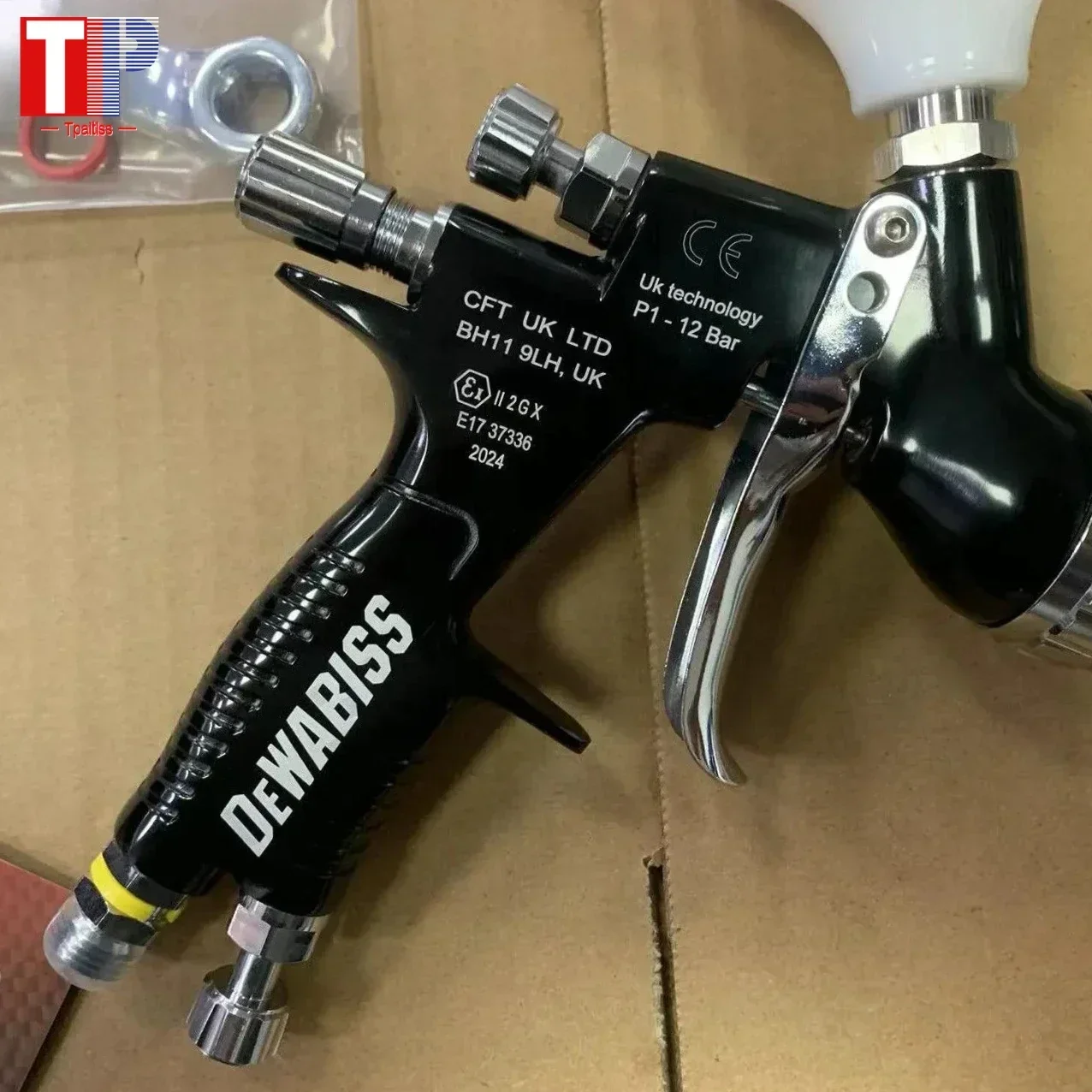 ブラックスパイダースプレーガン TE20 1.3 ミリメートルノズル LVMP ペイントツール 600 ミリリットルカップワニスとプライマー用