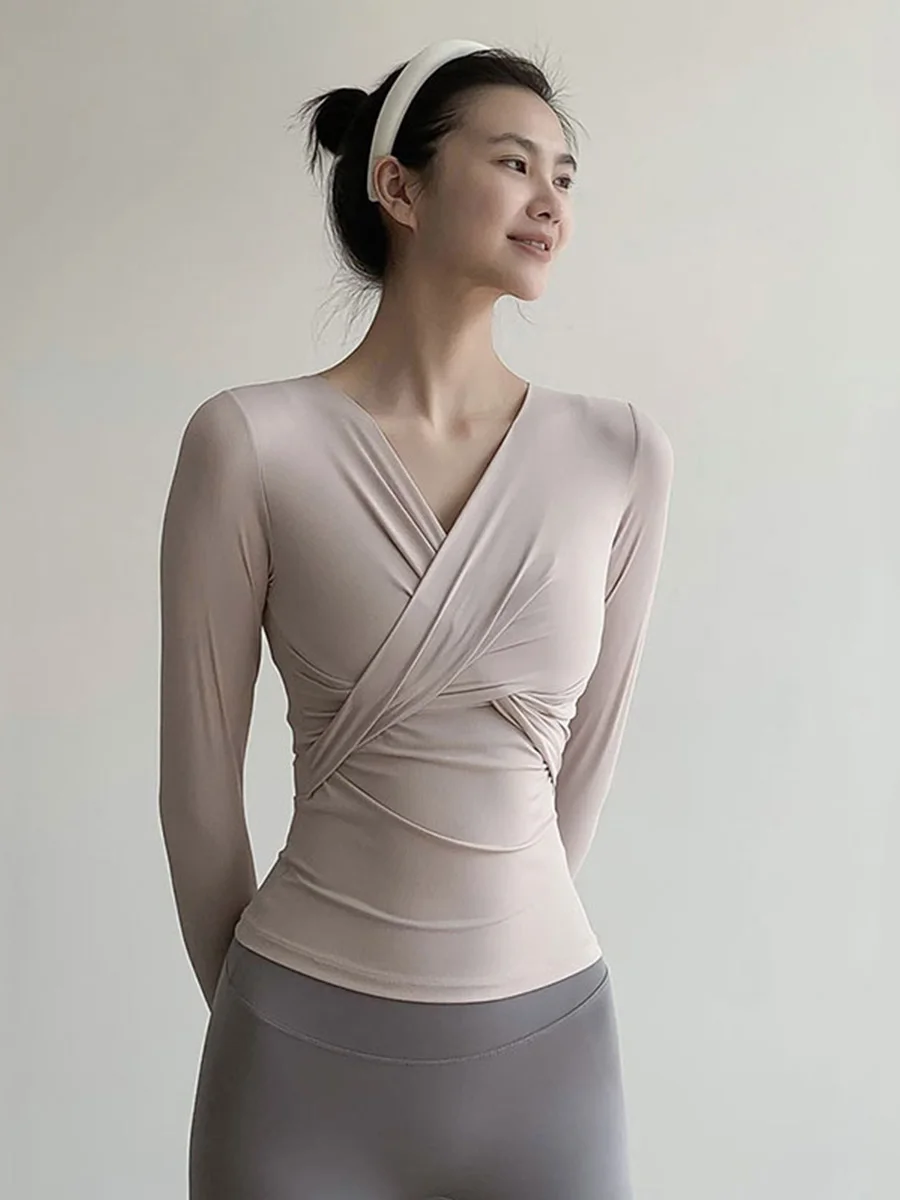 여성 요가 피트니스 티셔츠 꽉 긴 소매 빠른 건조 야외 실행 통기성 봄 새로운 스타일 한국어 버전 v 넥 짧은