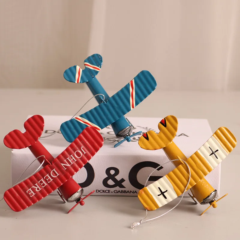 

2pc/Set Vintage Wrought Iron Airplane Model Ornament European Style Ornament Creative Car Mounted Simulation Toy Decor Handicraf