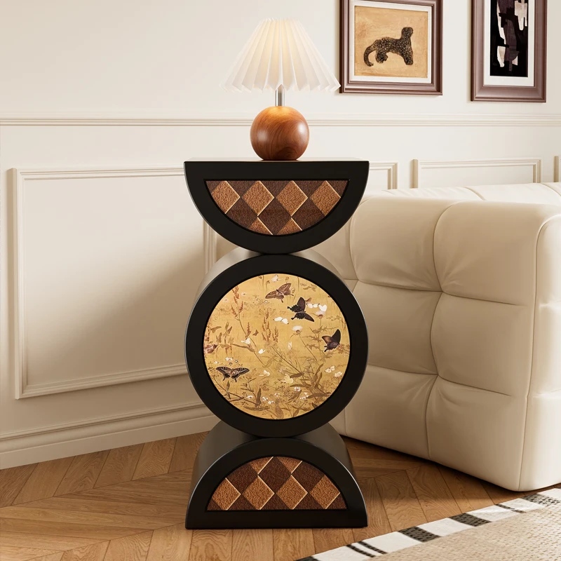 Medieval style edge several floor ornaments, advanced sense, living room home decoration, bedroom sofa next to a few bedside