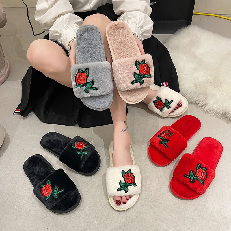 Embroidery Flower - Chaussons d'hiver pour femmes, brodés de