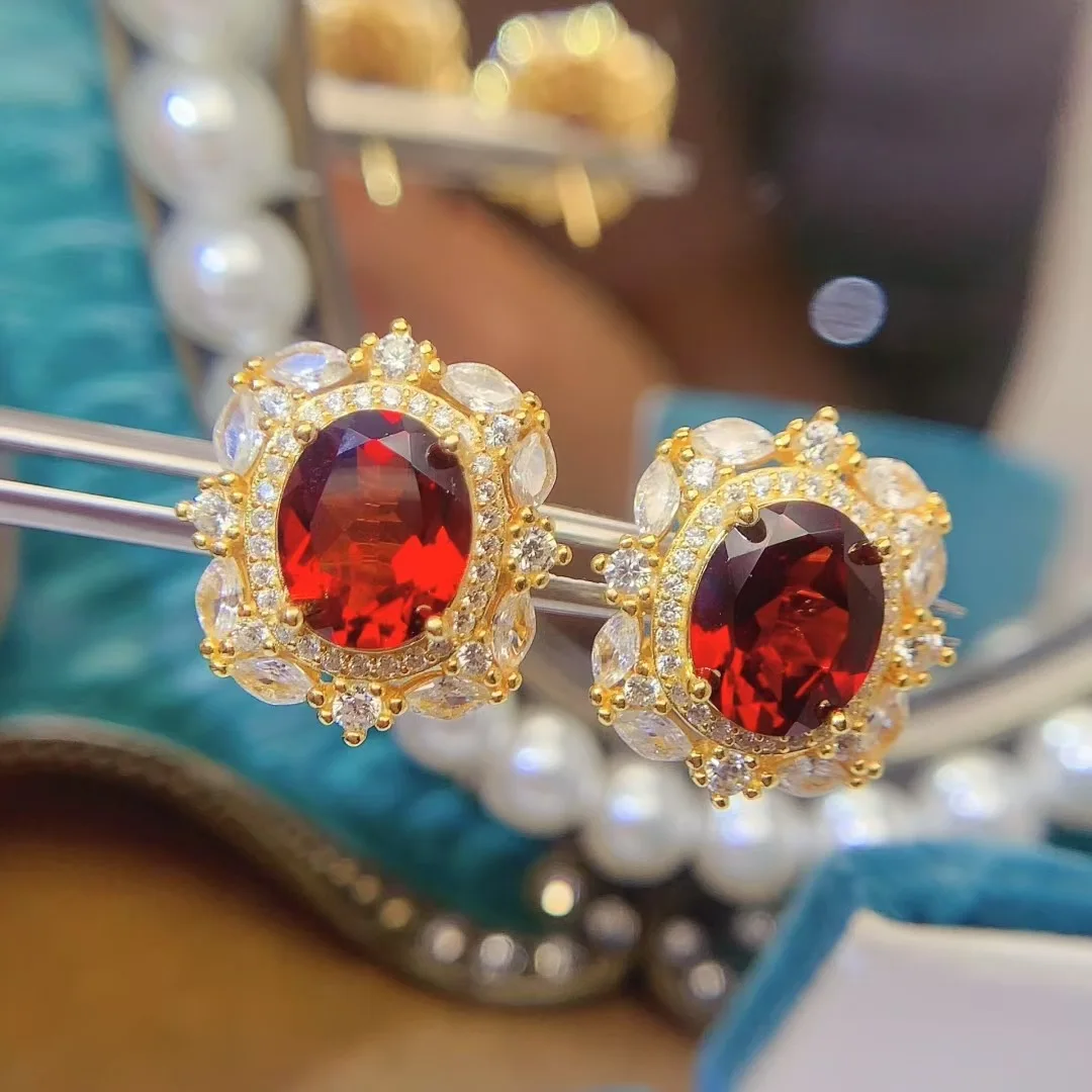 

KJJEAXCMY High End Women's Earrings Natural Garnet S925 Silver with Electroplating Boasting High Clarity Full Brilliance