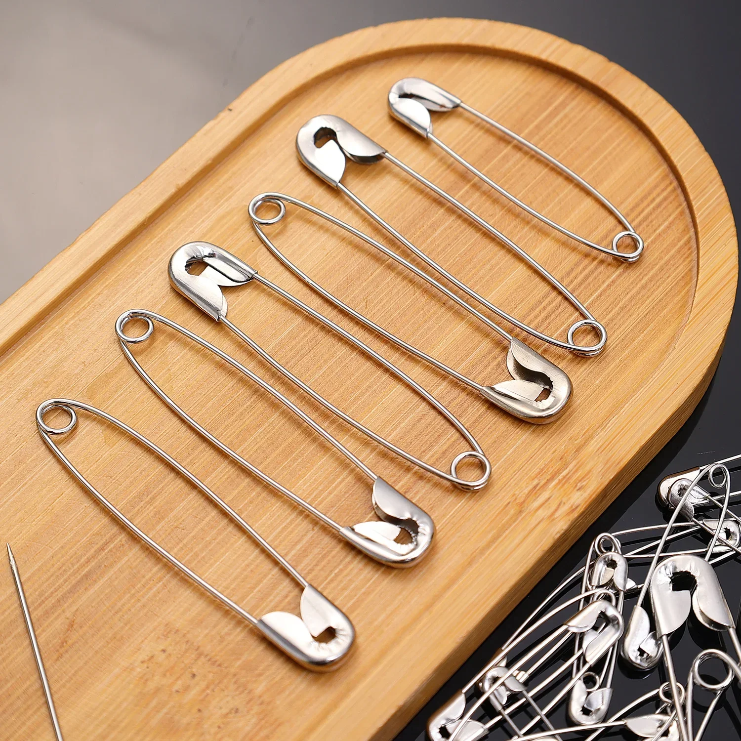 260Pcs/Box Safety Pins Rust Resistant DIY Nickel Plated Steel Clothes Pins for Fabric Craft Garment Hang Tag Sewing Accessories