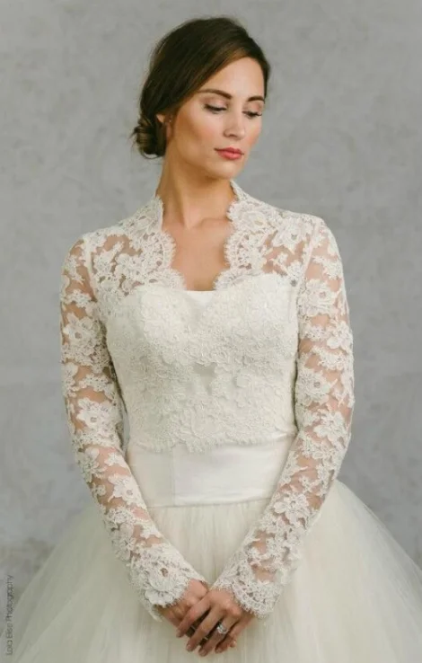 

Классические свадебные накидки Свадебные куртки Цветочные аппликации Куртка с длинными рукавами Шаль Пальто Тюль Свадебные аксессуары Свадьба и мероприятия