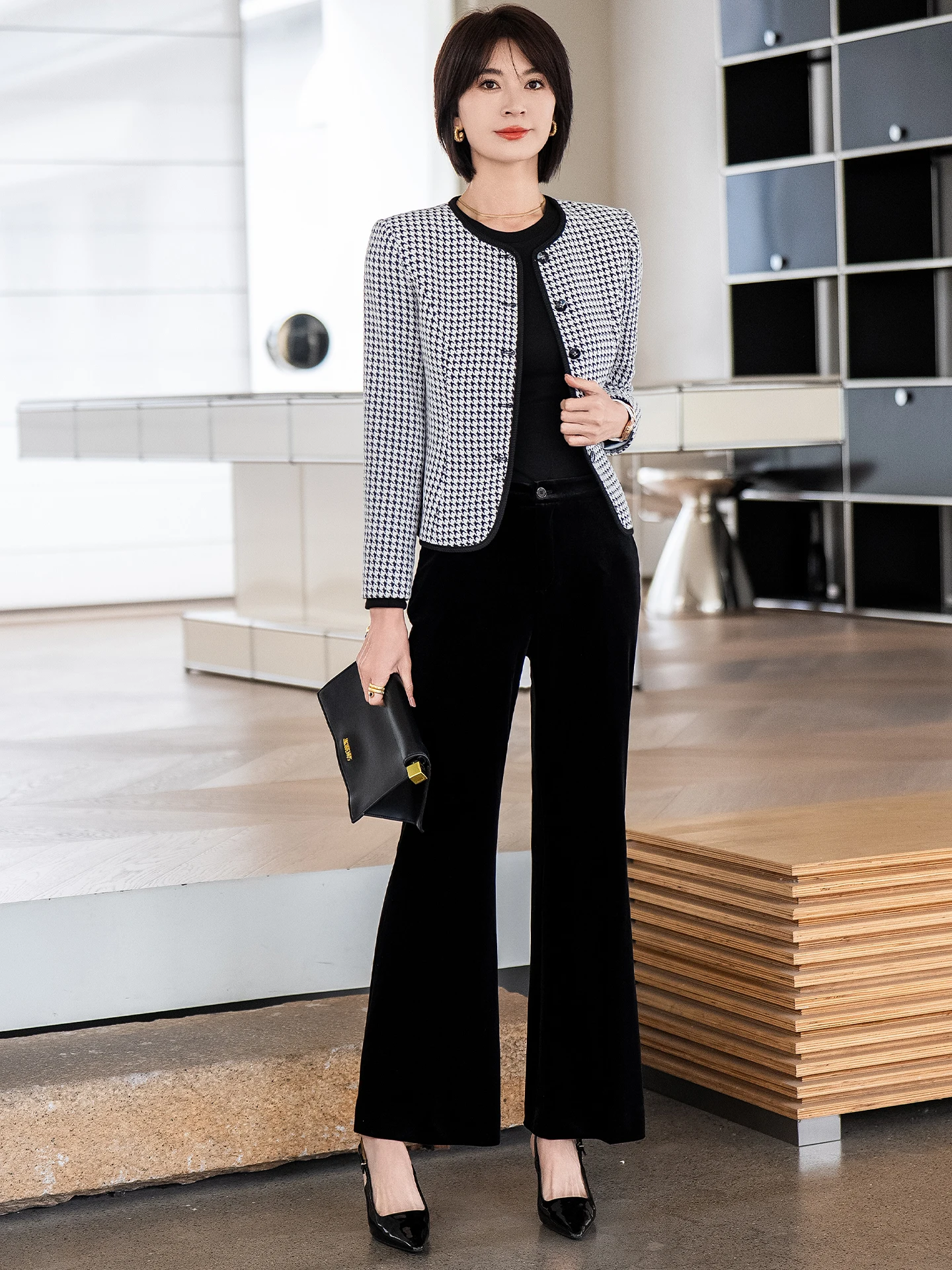 

Элегантный женский деловой костюм-двойка с поясом для осени и зимы от Jiang Feifei