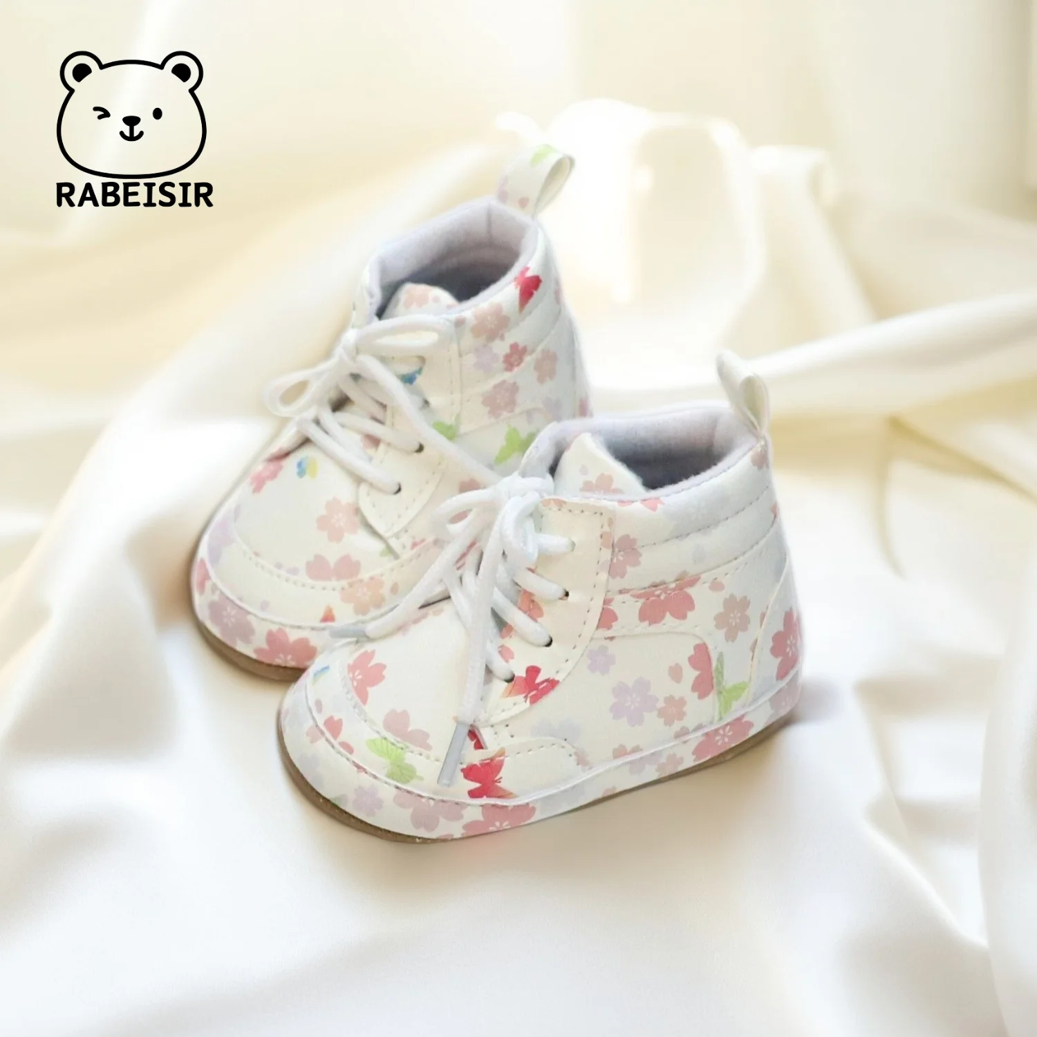 أحذية رياضية للفتيات الصغيرات، أحذية للأطفال، أحذية عالية الجودة، قابلة للتنفس، غير قابلة للانزلاق، بسيطة ومتعددة الاستخدامات، طراز الربيع والخريف