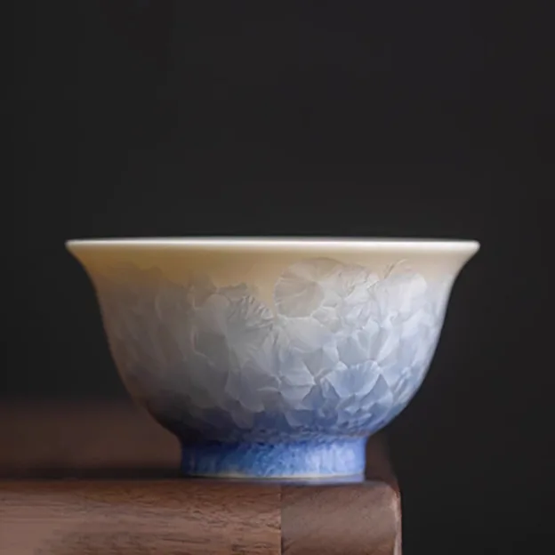 1 Stück Kristallglasur-Teetasse aus Keramik – Zen-Teeset mit blauem Blumenrand, kleine Kung-Fu-Tassen für chinesische Zeremonien und Geschenke