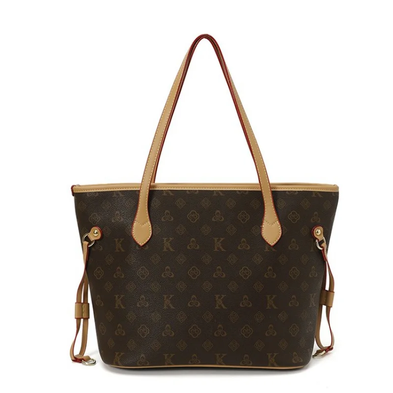 

Luxury Women's Shoulder Bag Made Of Diamond-Printed Leather Boasting Paris Vintage Look​