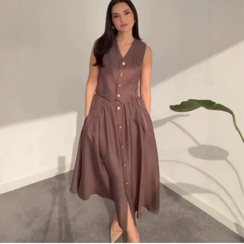 

New fashionable personalized metal button vest top high waist skirt two-piece set simple and versatile temperament elegant holid