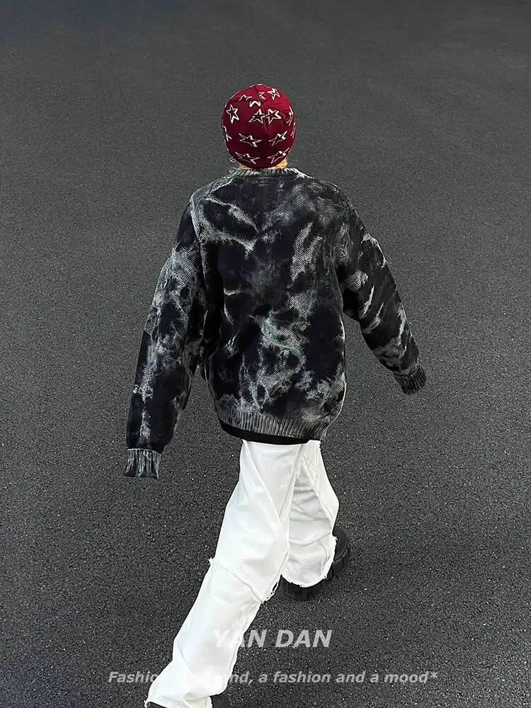 Gothic punk Men's knitting sweater Retro Tie Dye Gradient Knit Sweater Black Street Style Hip Hop Fashionable Pullover Outerwear