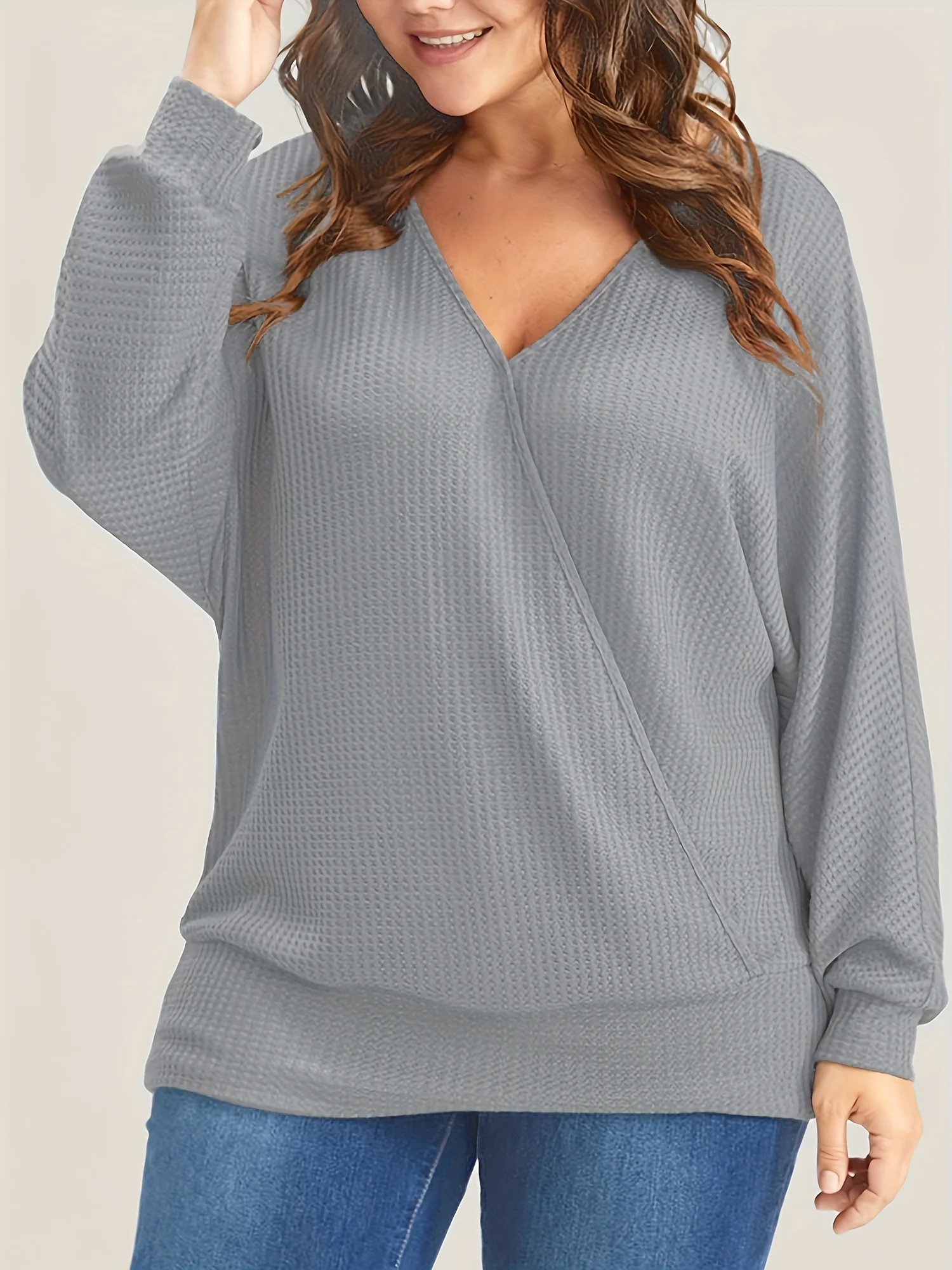 Women's Plus Size V-neck Long Sleeved T-shirt, Simple Solid Color Fashionable Waffle Casual Commuting T-shirt