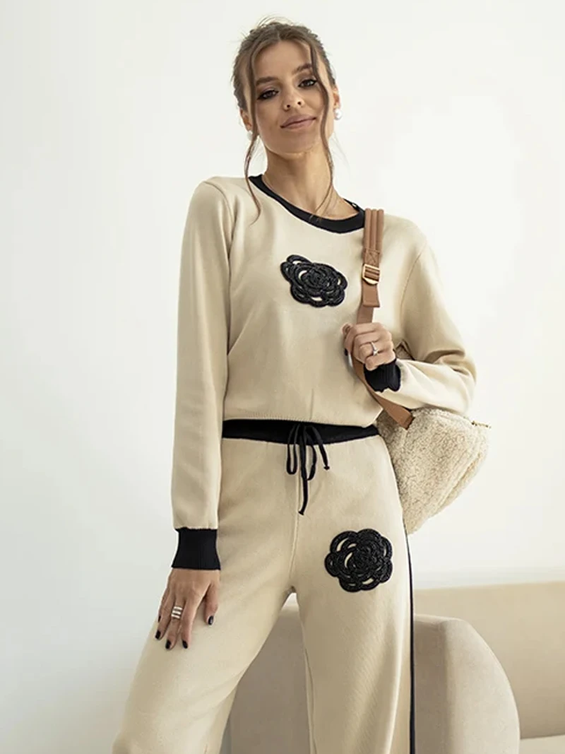 Casual Knitted Two Piece Women Sets Floral Sweater Matching Sets Knit Tracksuit Women Two Piece Set 2 Piece Winter Set For Women