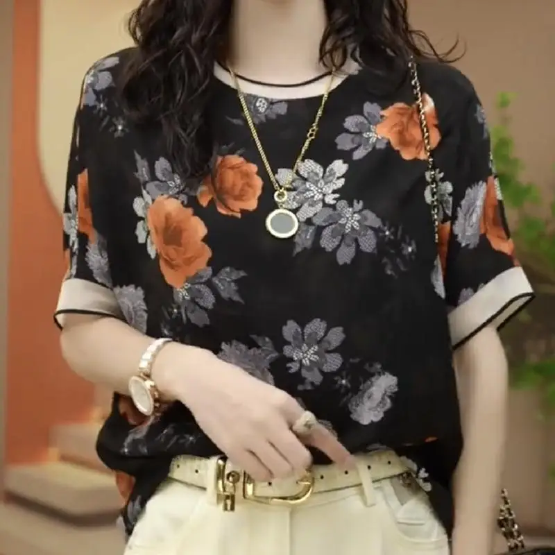 2025 Summer New Casual Chiffon Shirt Short-sleeved Slim Top Fashionable Fashionable Pullover