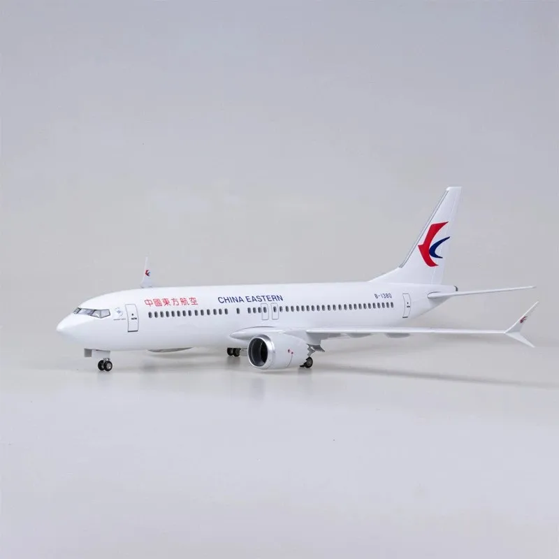 Aereo pressofuso in resina scala 47 cm modello di emulazione aereo B737 China Eastern Air 1:85 giocattolo per bambini Tuba da collezione Arts