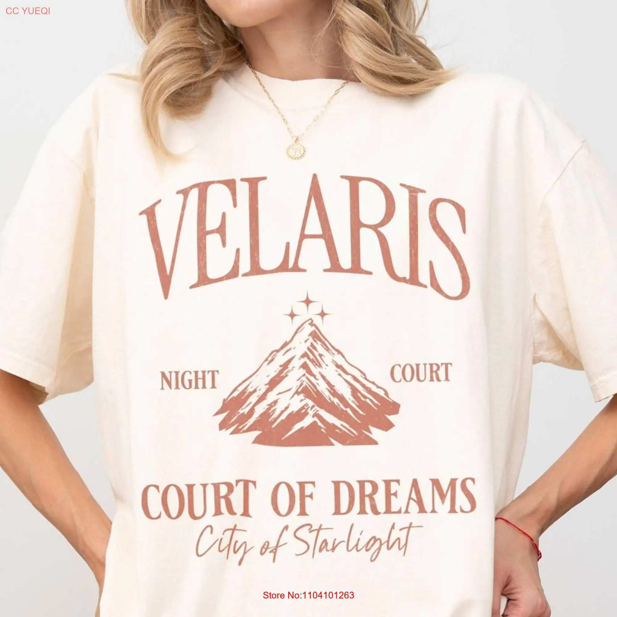 

Футболка Velaris Court of Dreams, цвет комфорт, Официальная Лицензия, acotar Merch Ночная Сара J Mass Book