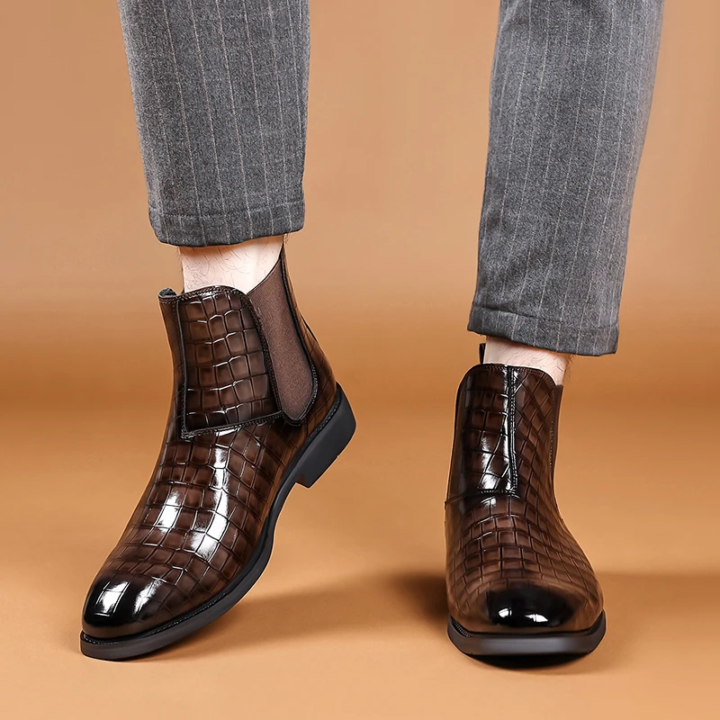 Korean Version Men's Casual Business Chelsea Boots Fashionable Brand Comfortable Checkered Pattern and Classic High Top Boots