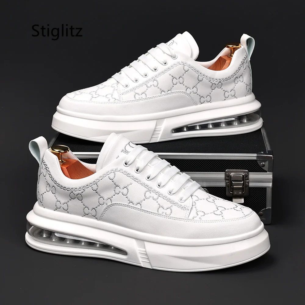 Embroidery White Sneakers Shoes for Men Lace Up Casual Sports Shoes Thick Sole Height Increasing Breathable Outdoor Hiking Shoe