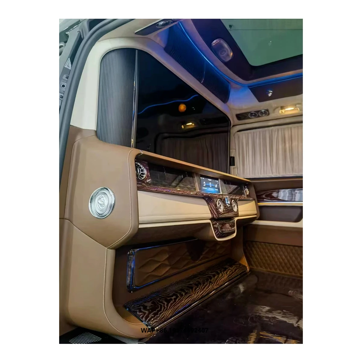 Style 4-seat Luxury Commercial BENZ VCLASS Vehicle Partition 40inch TV Wall  air Outlet Side Wall for W447 VITO