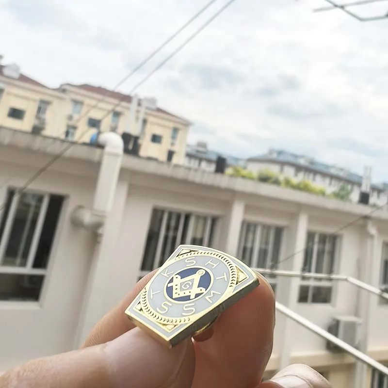 

100pcs Masonic Enamel Freemasonry Master Brooches Mason Royal Arch Freemason Lapel Pin Mark Keystone Badge