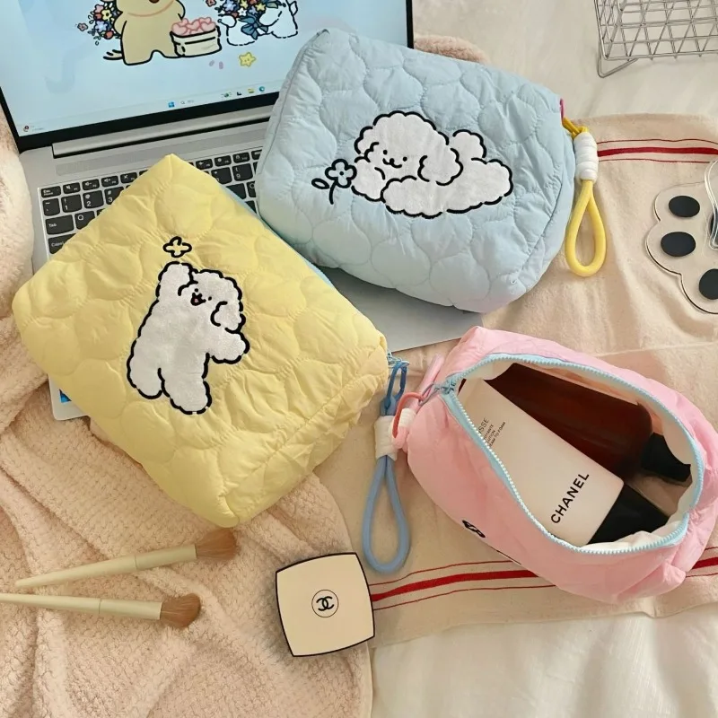 

Maltese Makeup Bag Cartoon Cute White Dog Figure Handheld Portable Hanging Type Commute Travel Outward Washroom Storage Bag Gift