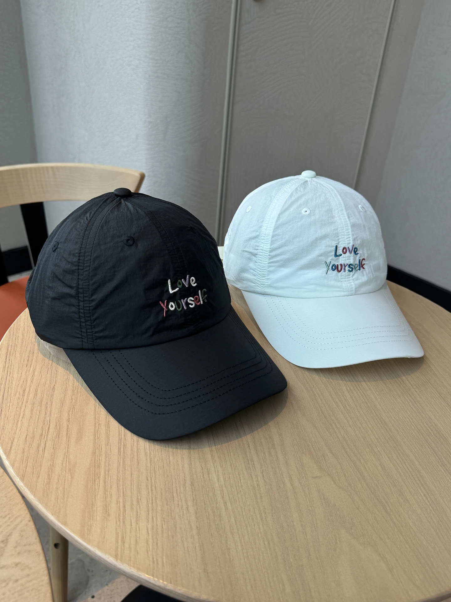 

Summer quick-drying baseball caps for men and women couples, simple and breathable letters, big head circumference cap