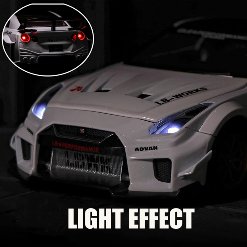 1:32 GTR CSR2 Simulation Car Model Metal Diecasts & Toy Vehicles Alloy Decoration Toy Global Limited Edition Children Boy toys