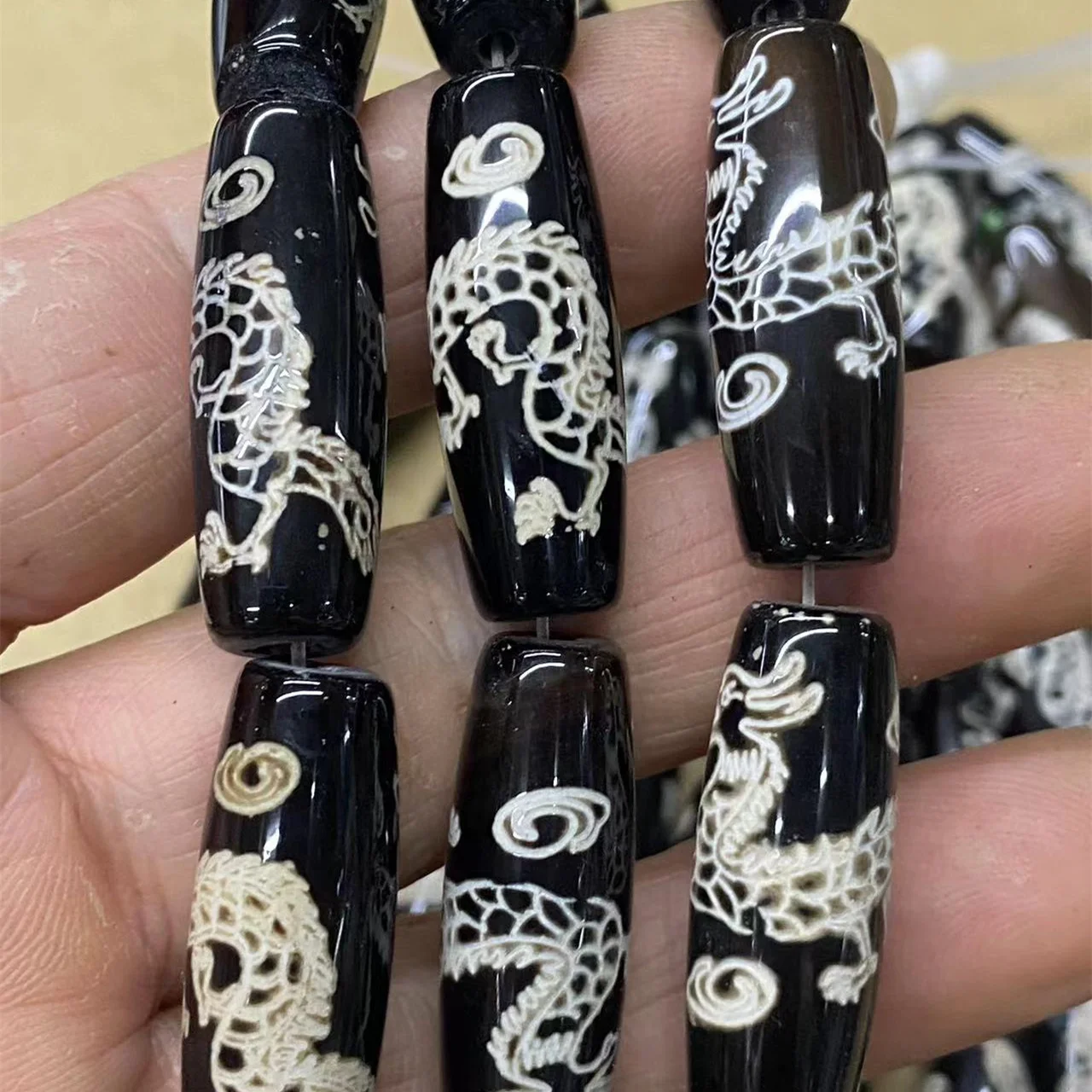 5pcs/lot Limited time discounts Premium variety Ethnic style Weathering of old material Tibetan agate dzi beads wholesale