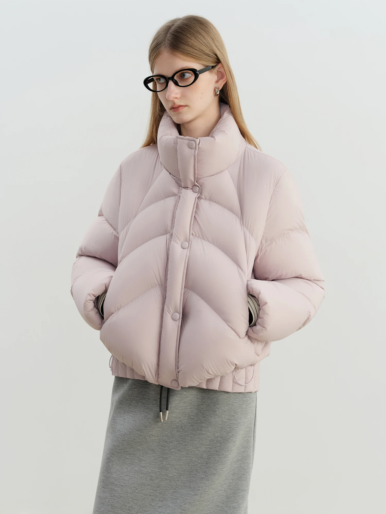 ZIQIAO Light Warm Short Puff Down Jacket for Women Stand Collar Age-reducing Girlish Simple Leisure 2025 Winter New Coat