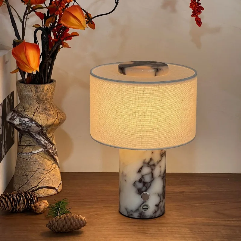 Duńska przenośna lampa stołowa z funkcją ładowania, luksusowa marmurowa lampa biurkowa LED do salonu, sypialni, lampka nocna, przenośna, ładowalna lampa biurkowa.