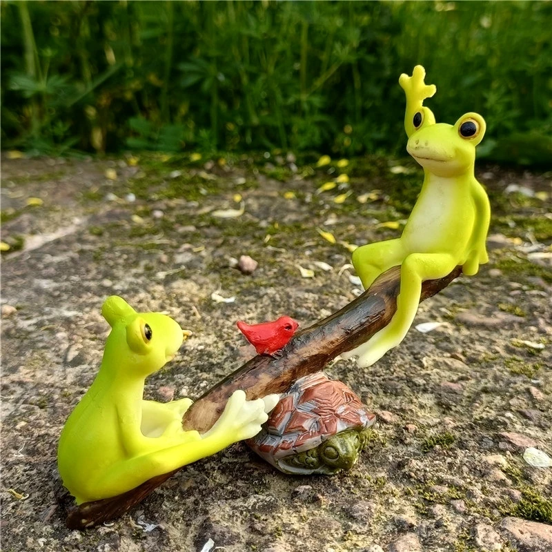 Cute Seesaw Frog Miniature Playground Frog Couple Figurine Fairy Garden Ornament Micro Landscape Decor Gift Craft Accessories