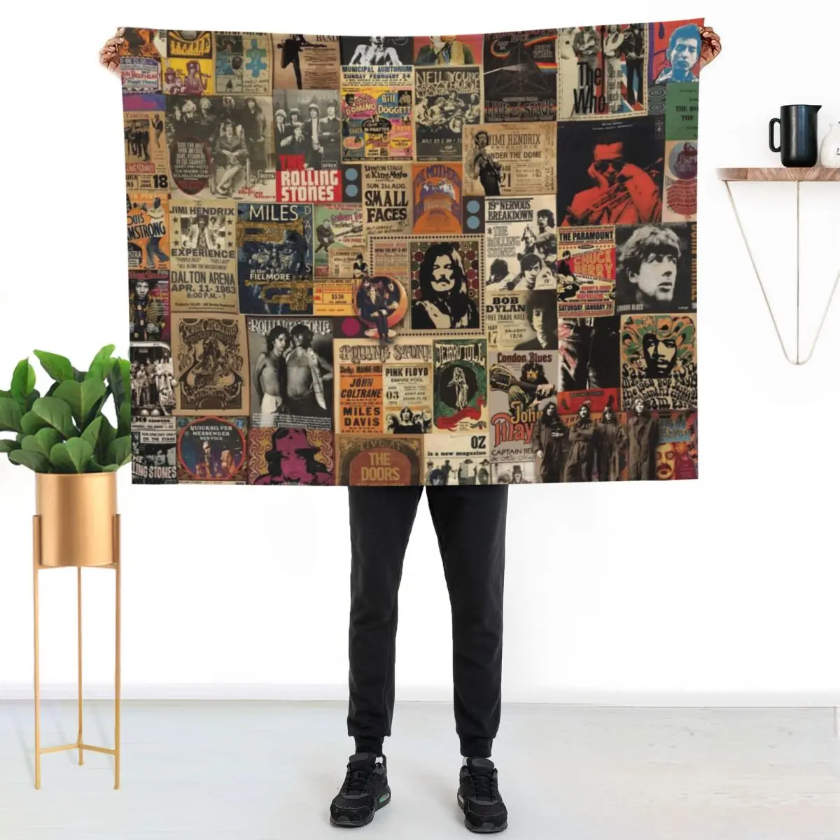 

Rock n' roll stories Throw Blanket Fluffy Cozy Throw Blanket for Home Decor